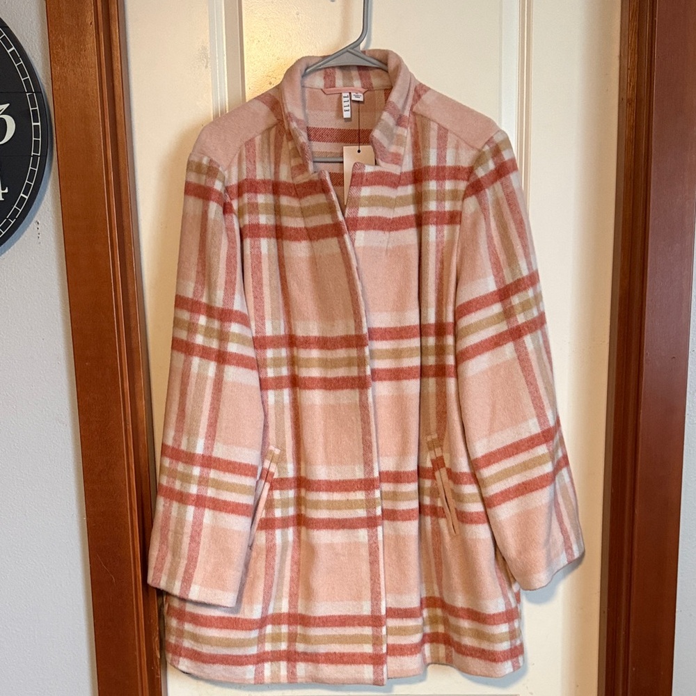 Elle plaid coat